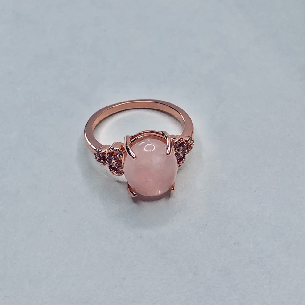 Quartzy Ring (Size 8)